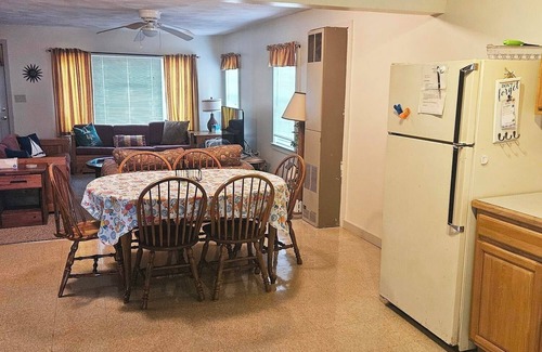 South Casco Cabin | Charming 3-bedroom cabin in Casco with Sebago Lake access and a dock.