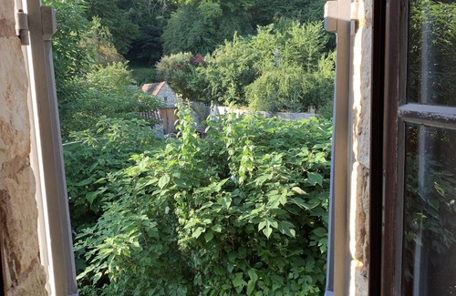 Berbiguieres House | Charming 3 Bedroom House With Garden And Pool In Heart Of Medieval Village