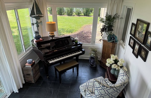 Deltaville House | Charming 3-bedroom house in Deltaville with Stunning Views and Beautiful garden!