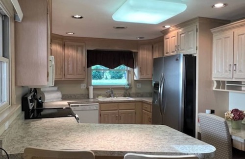 Greenville House | Charming 3-bedroom house in tranquil Greenville with WiFi, AC, and game room.