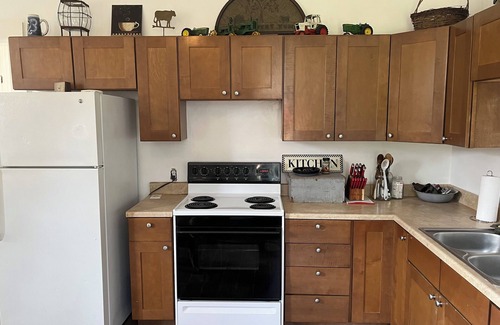 Winchester House | Charming 3-bedroom house in Winchester with WiFi and AC
