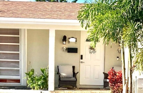 Homestead House | Charming 3-bedroom home with WiFi and AC in Homestead