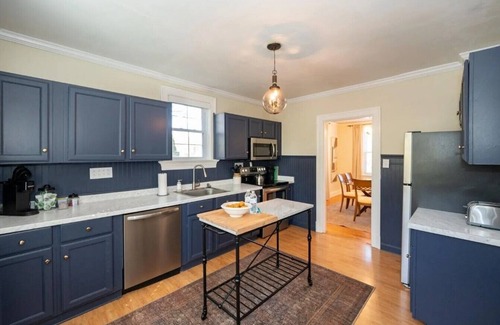 Lynchburg House | Charming 3-bedroom home in a perfect location - 5min to LU