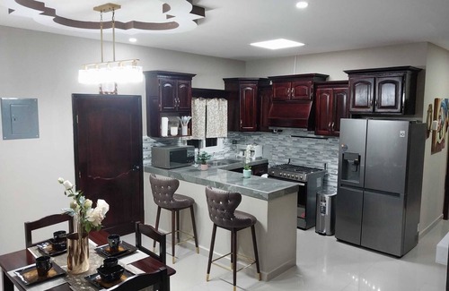 Sector 3 House | Charming 3-bedroom house with AC, WiFi in enchanting La Ceiba