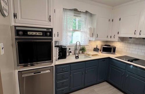 Richmond House | Charming 3-bedroom house with WiFi and AC in beautiful Richmond