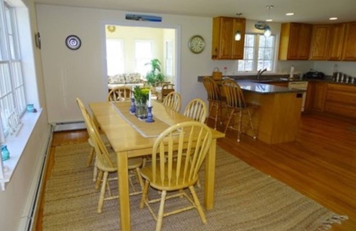 Eastham House | Charming 3-bedroom house at Cape Cod National Seashore in Eastham Sleeps 6, AC