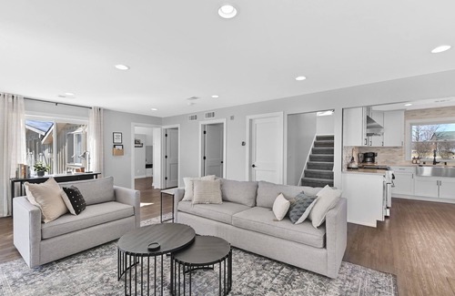 Tichigan House | Charming 3-bedroom lake house in Waterford with amazing views