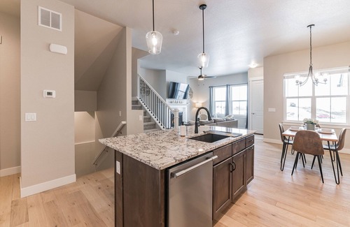 Loveland House | Charming 3-bedroom townhome in delightful Berthoud in the TPC Community
