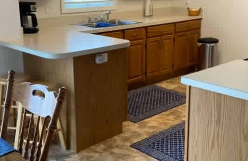 Pricedale House | Charming 3-bedroom house in Belle Vernon with WiFi and AC