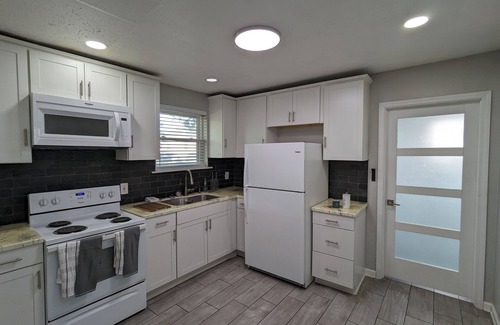 Saint Claude House | Charming 3-bedroom house in New Orleans with WiFi and AC, 10 min from FQ!
