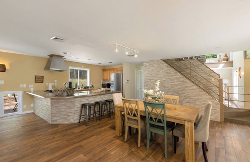 Newburgh Villa | Charming 3-bedroom villa with WiFi, AC in fabulous Monroe