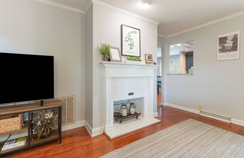 Old Town Cottage | Charming 3BR/2BA Cottage in the Village of Pinehurst –Walk to Almost Everything!