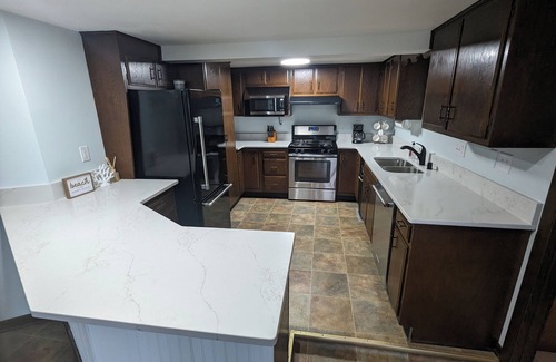 Lake Ripley House | Charming 4-bedroom Lake house on Lake Ripley in Cambridge