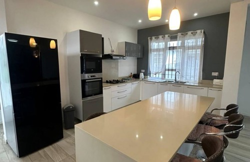 Calebasses Villa | Charming 4-bedroom villa with WiFi and AC in lovely Pereybere