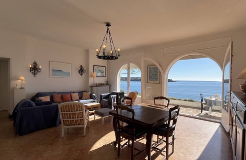 Agay Villa | Charming 50s waterfront villa exclusive sea access terrace garden