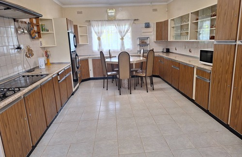 Midlands House | Charming 6-Bed House with Swimming Pool in Harare