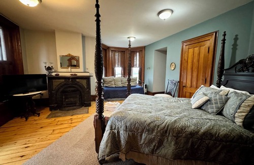 Boonville Bed & Breakfast | Charming 6-bedroom bed & breakfast in Boonville NY, with amazing views!