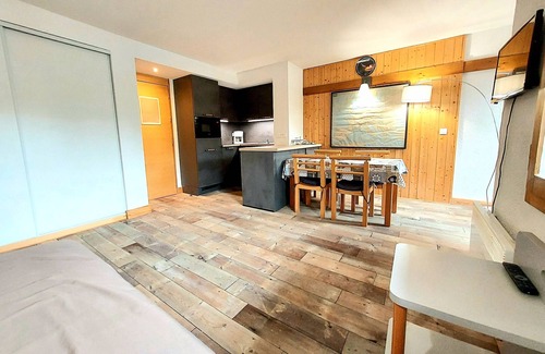 Plagne 1800 Apartment | Charming apt for 5, pool access, parking, Plagne 1800