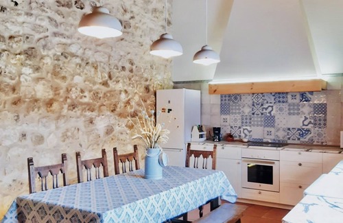 Aldeasona House | Charming accommodation, next to Ribera del Duero and Hoces del Duratón