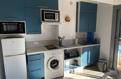 Le Port Apartment | Charming Air-Conditioned Flat in Canet-Plage