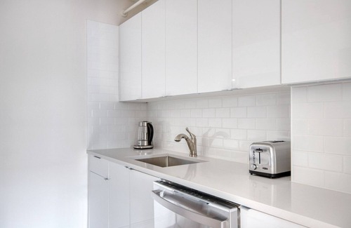 Allston Apartment | Charming Allston 2BR, nr Boston U & Green Line, by Blueground