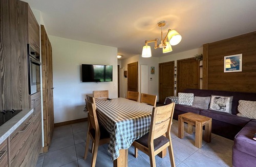 Morillon Apartment | Charming Apartment Near Lake and Shuttle Stop in Morillon Village