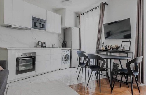 Saint-Vincent-de-Paul Apartment | Charming apartment - 1BD/5P - Gare du Nord