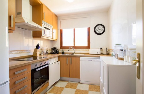 Puerto de la Duquesa Apartment | Charming apartment close to the beach.