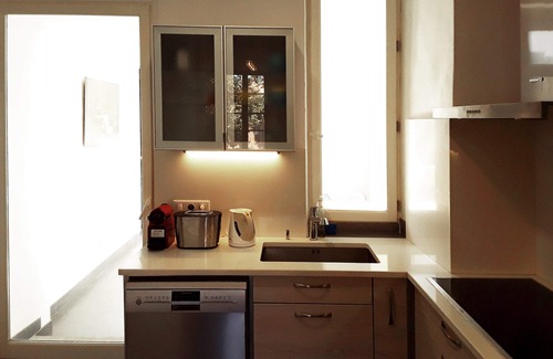 L'Ile-Rousse Apartment | Charming apartment 100 meters from the beach.