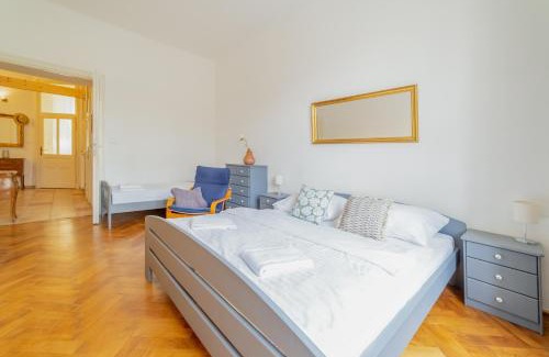 Vinohrady Apartment | Charming Apartment in the Heart of Prague