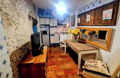 Old Town Apartment | Charming Apartment With Beautiful Views in old Town of Cuenca