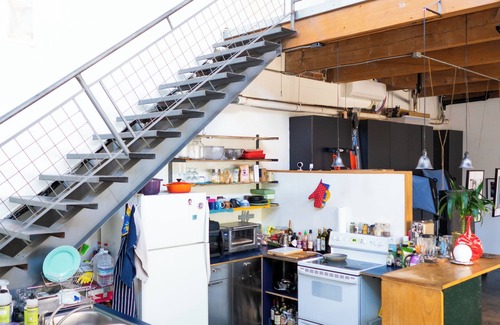 Chinatown Apartment | Charming Artist Loft