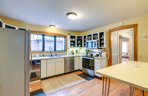 Bangor House | Charming Bangor Home w/Deck < 1 Mi to Downtown