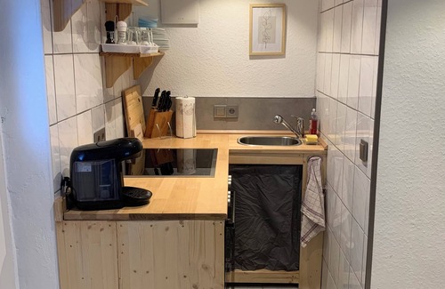 Hockenheim Apartment | Charming basement apartment with privat parking