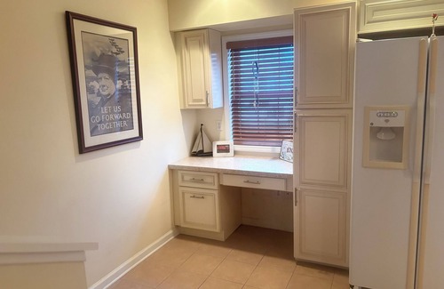 Atlantic City House | Charming Bayfront 2-bedroom townhome in Atlantic City with AMAZING VIEWS!