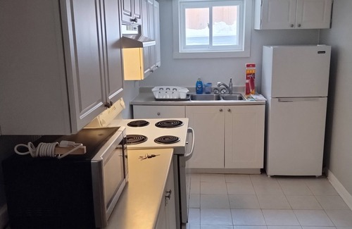 Woodbine - Lumsden House | Charming bedroom in a blissful house in wonderful Toronto with AC and WiFi