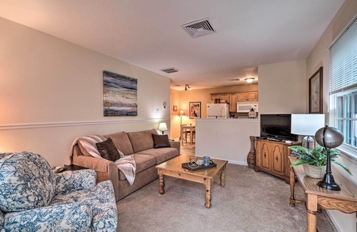 Newtown Apartment | Charming Bucks County Retreat ~ 4 Mi to Downtown!