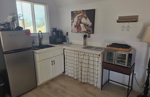 Amado House | Charming bungalow in fabulous Amado with AC . Located between Tubac and Tucson