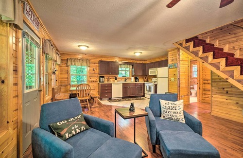 Byrdstown Cabin | Charming Cabin < 3 Mi to Dale Hollow Lake!