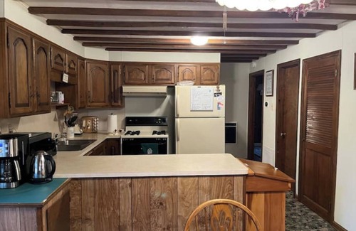 Fairmount Springs Cabin | Charming Cabin in the Woods Close to Ricketts Glen
