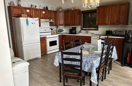 Catchacoma Cottage | Charming Catchacoma Cottage with Large Deck