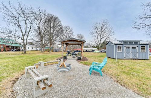 Cave City House | Charming Cave City Vacation Rental with Fire Pit!