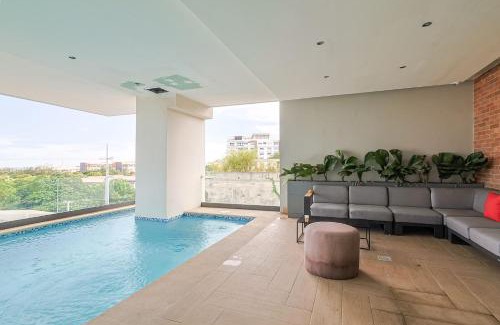 Ciudad Universitaria Apartment | Charming City Center Apt, Pool