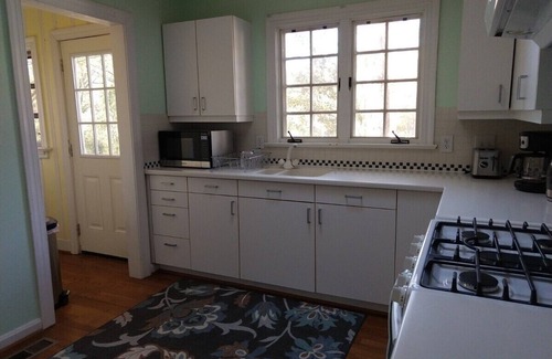 Durham House | Charming Classic Cottage 2Br