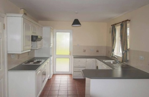 Enniscrone House | Charming Coastal 3-bedroom house in Enniscrone