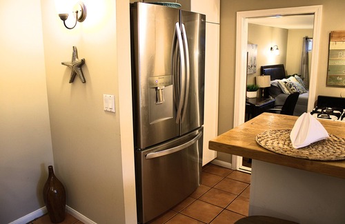 Circle Area Cottage | Charming coastal cottage in peaceful Long Beach with WiFi, AC