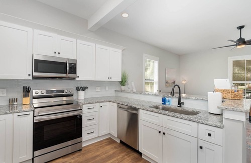 Fuquay-Varina Condo | Charming Condo in heart of DT Fuquay Varina