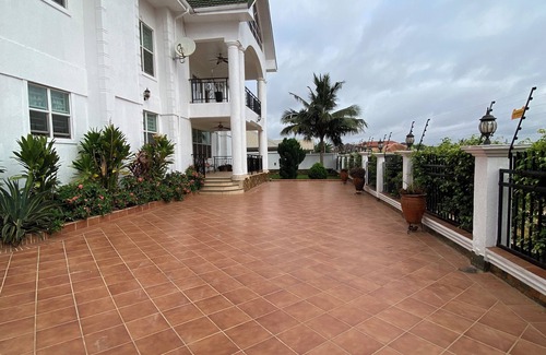 Kumasi House | Charming, contemporary house in the heart of Santasi,Kumasi.Perfect for getaway