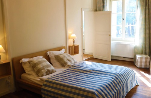 Montbellet Other | Charming cottage for 6 people in the old castle keeper's house