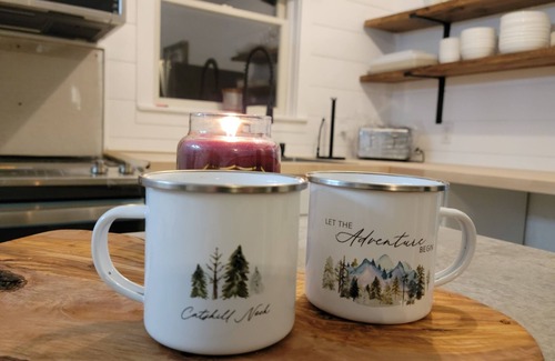 Catskill Cottage | Charming Cottage in the Heart of Catskill & Pet Friendly